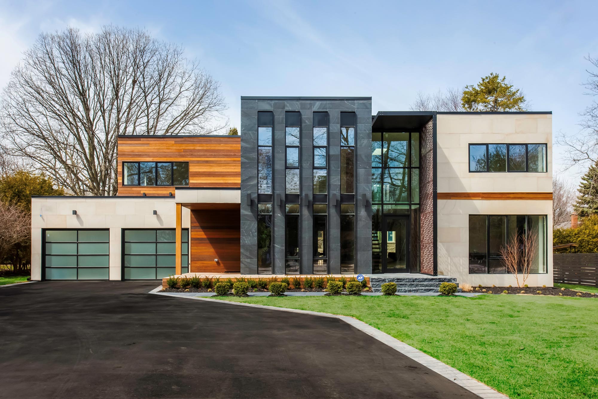 Lakeshore S1 TRUBuild Custom Home Builders and Renovations