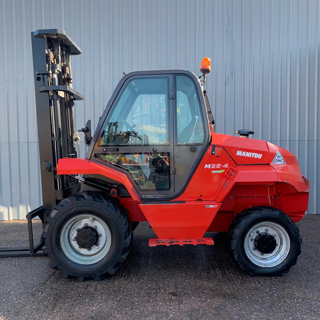 MANITOU M264 USED ROUGH TERRAIN FORKLIFT (3000)