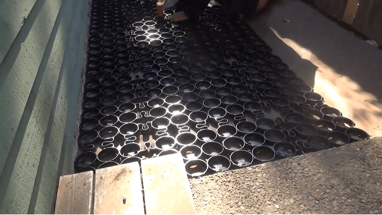 How to Install a Gravel Pet Area using TRUEGRID® TRUEGRID Pavers