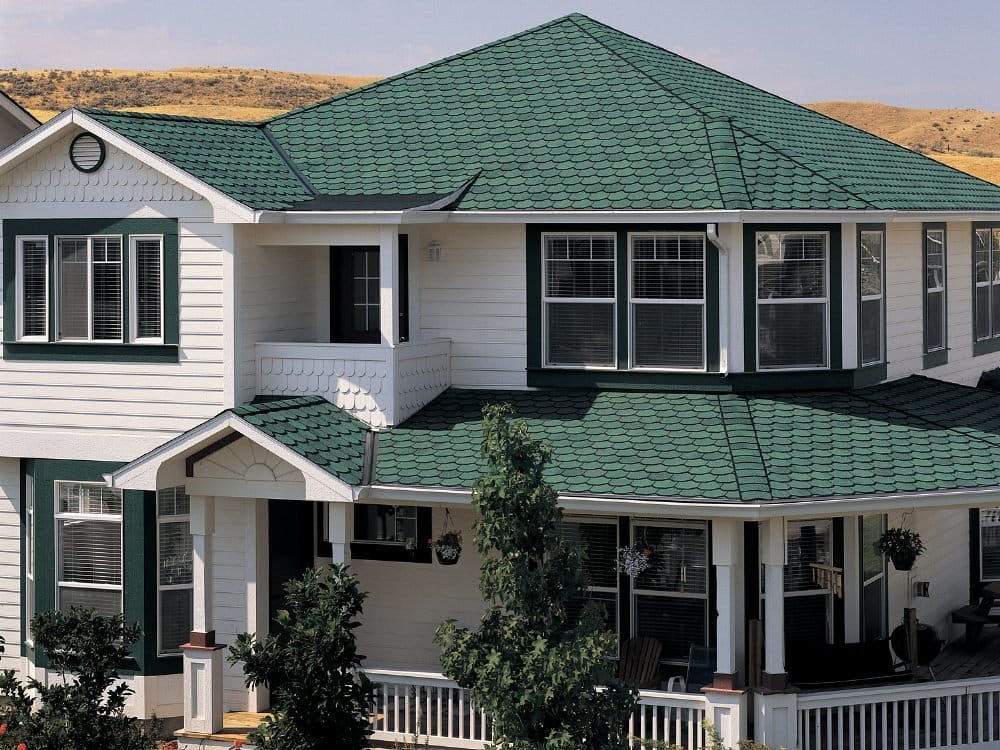 9 White Metal Siding Ideas for the Home of Your Dreams