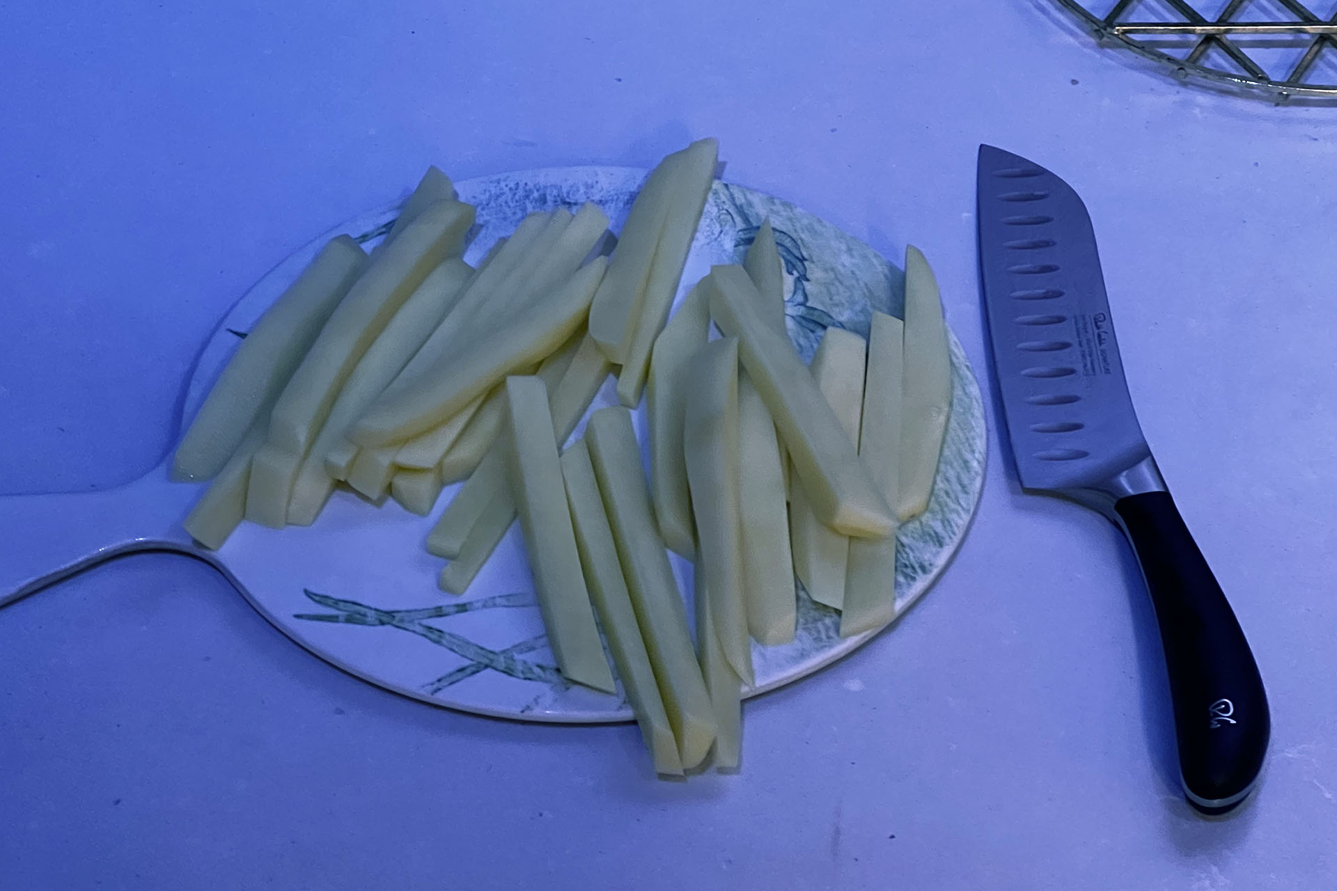 How to make chips in an air fryer