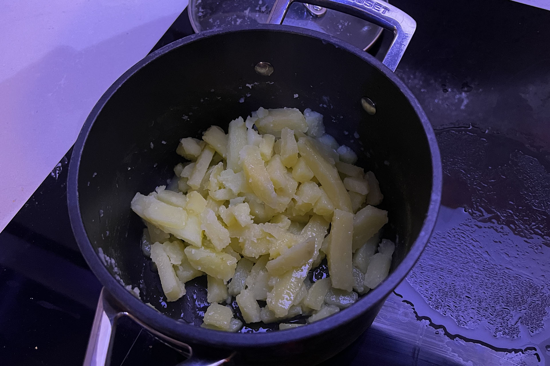 How to make chips in an air fryer