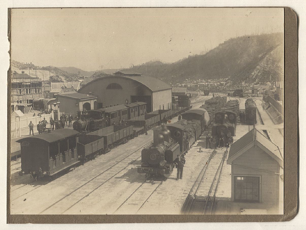 (PG10017L) TASMANIA · 1890s large photograph of QUEENSTOWN STATION and