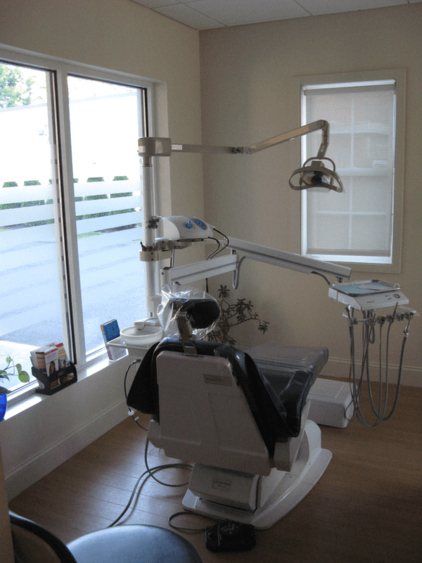 Implant, Cosmetic, and Family Dentistry Waltham, MA