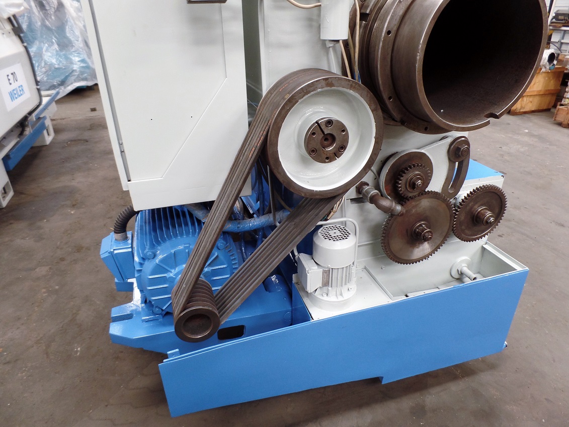 Poreba Hollow Spindle Oil Country Manual Lathe