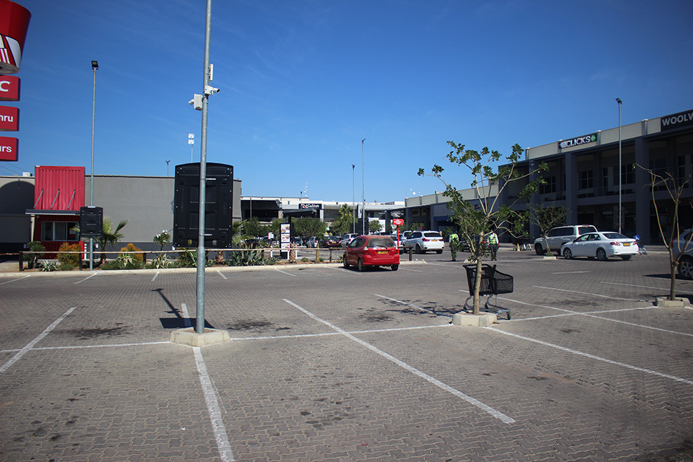 50sqm Shop in Mowana Park Mall available Biz 0629 Find Real Estate in