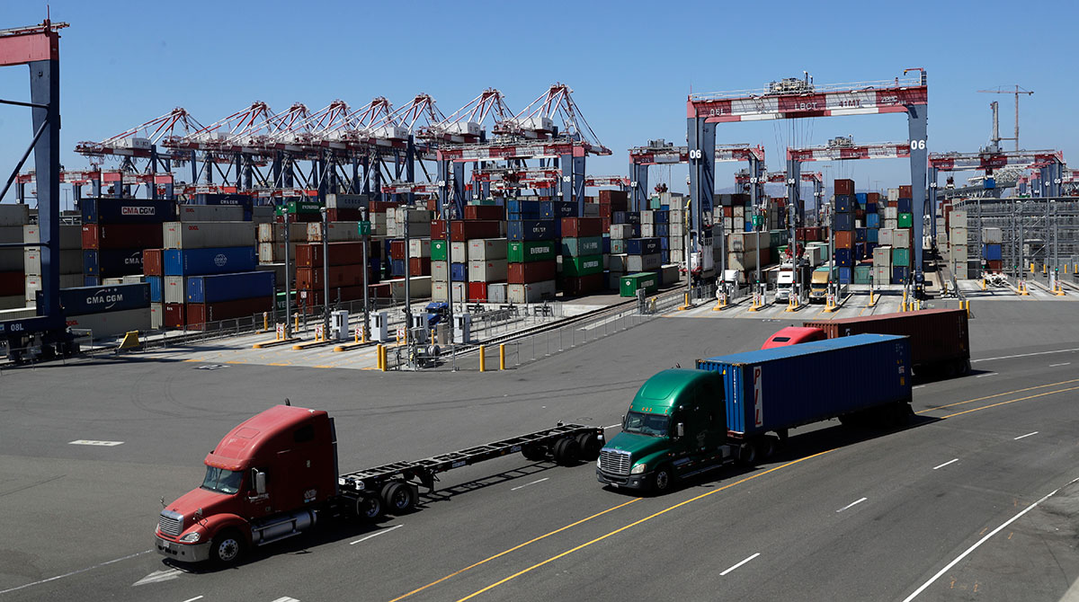 Two California Ports Get Millions to Reduce Air Pollution Transport