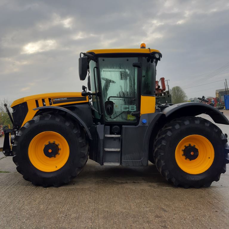 Jcb Ftrac 4220 FarmAds