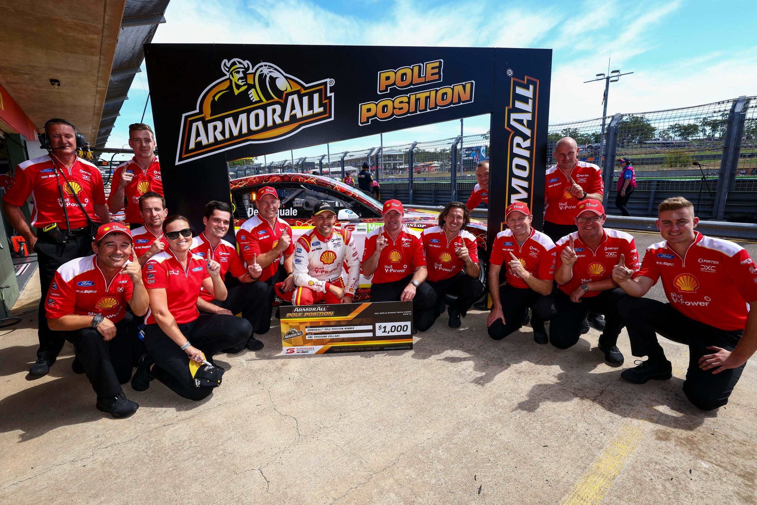 De Pasquale clocks fastest ever lap in Darwin to claim Saturday pole