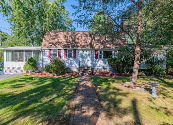 Tullish & Clancy Real Estate South Shore Real Estate Office Houses