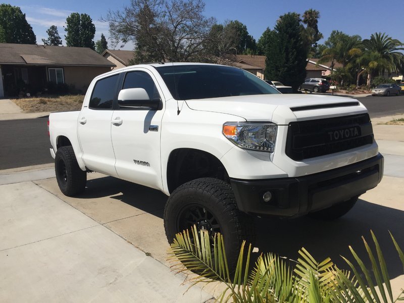 Bumper end caps white or black ?? Toyota Tundra Forum