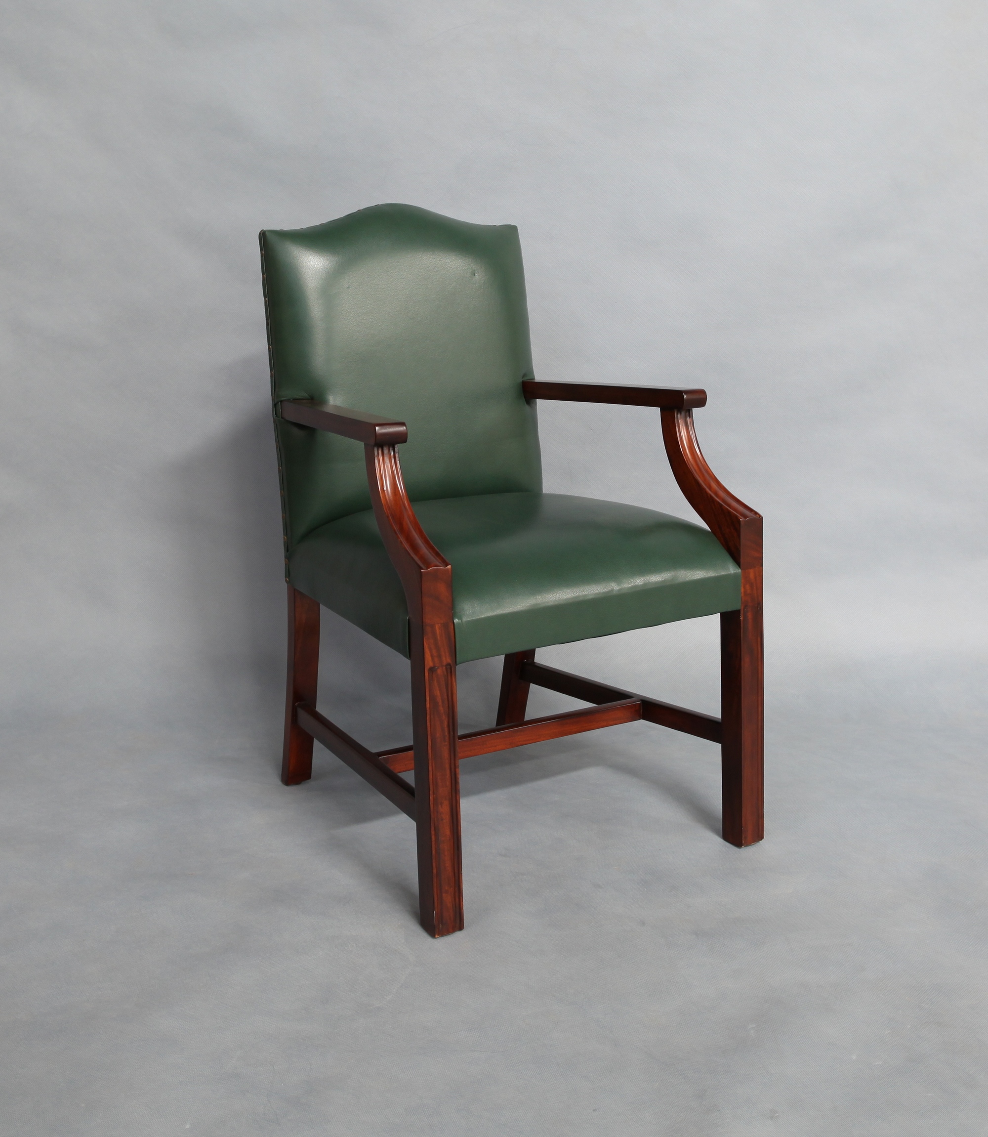 Solid Mahogany Wood Office Chair / Classic Chair PreOrder Turendav