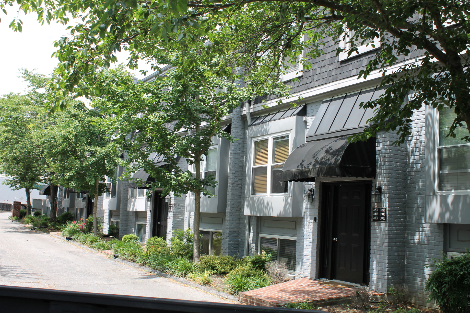 Adorable Downtown Lexington Condo
