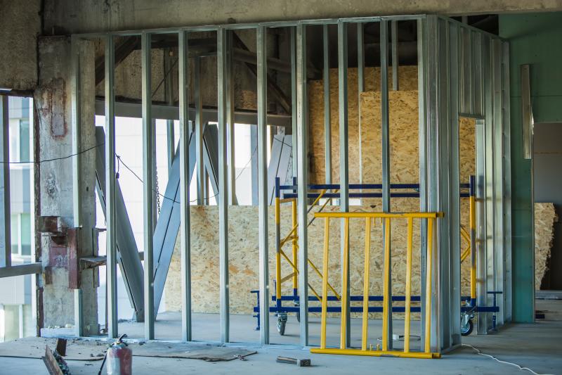 Can You Mix Steel and Wood Studs in a Restoration Project?