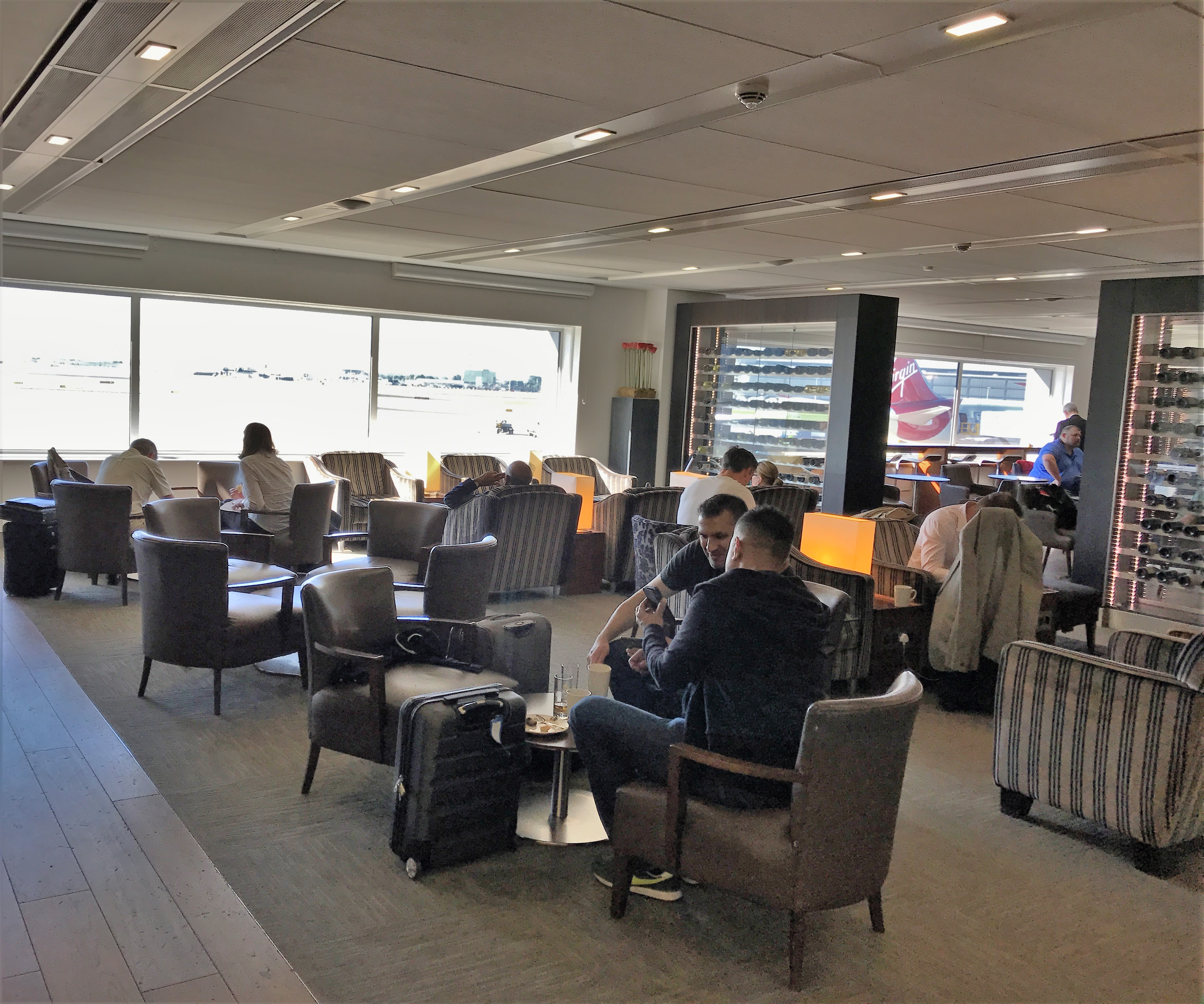 British Airways Galleries Club & First lounges T3 Heathrow review