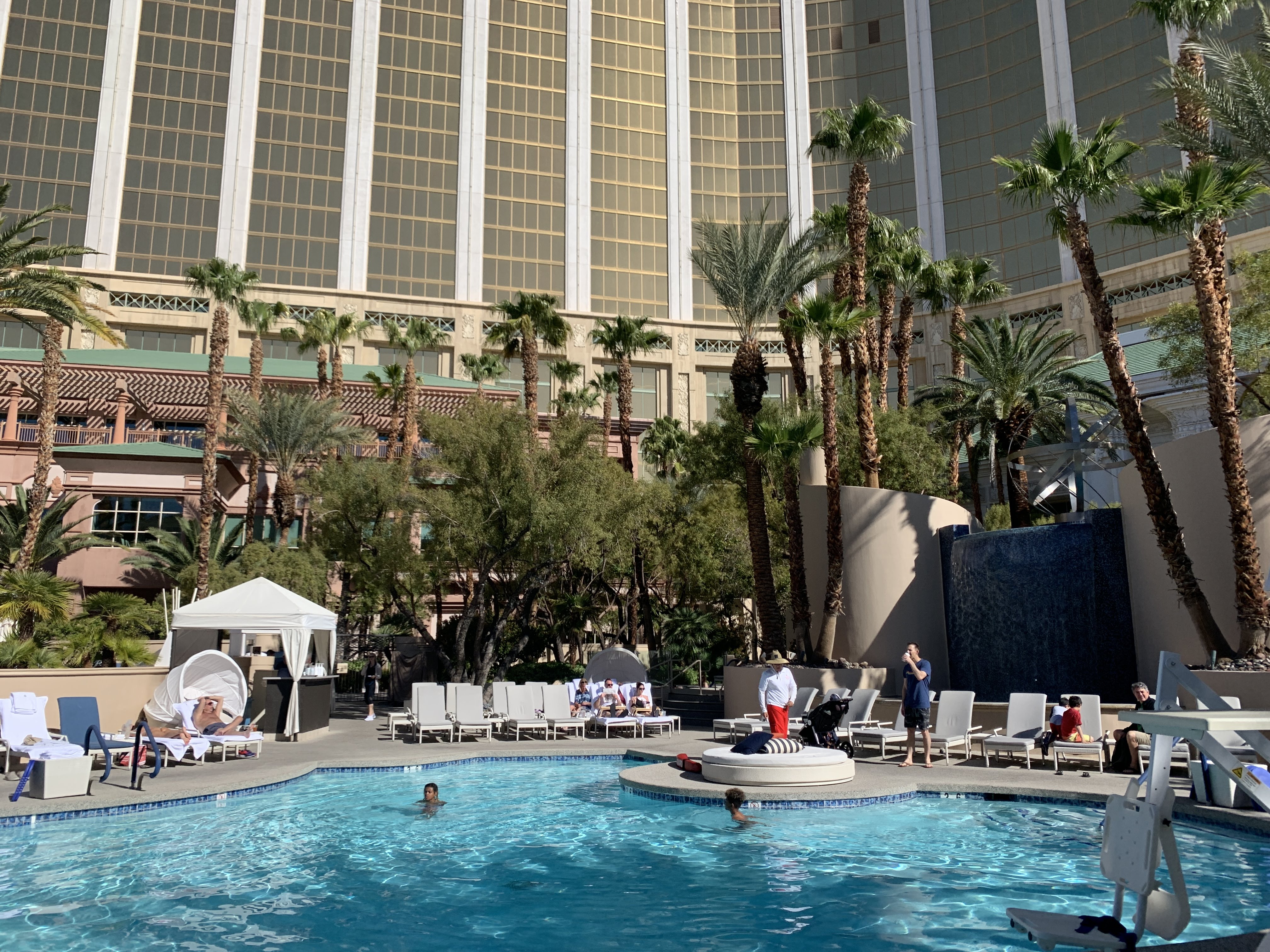 Four Seasons hotel Las Vegas review Turning left for less