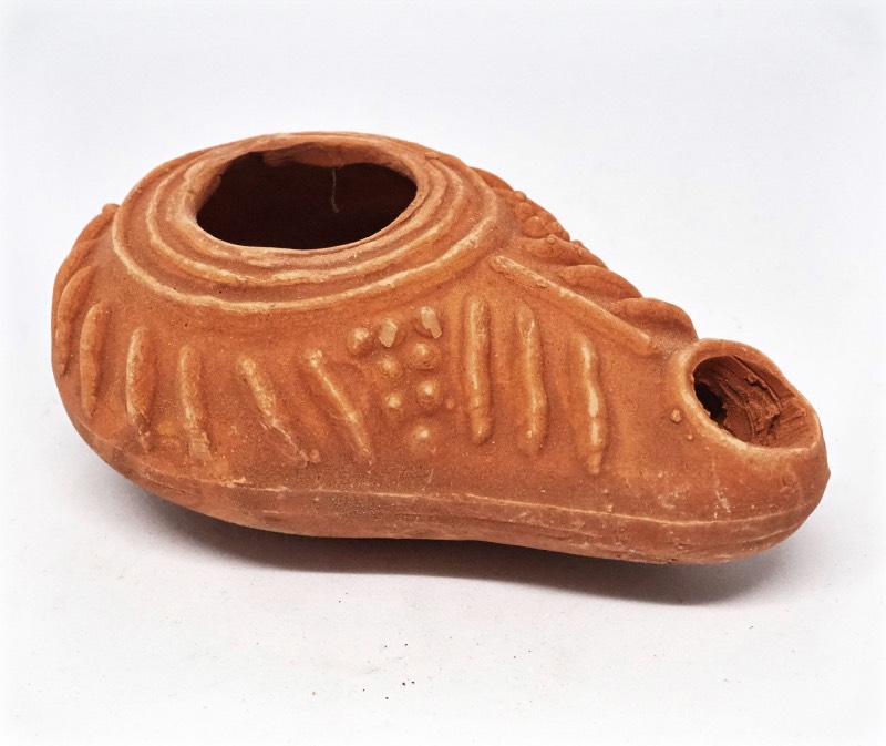 Pottery BYZANTINE OIL LAMP Tut Roadshow
