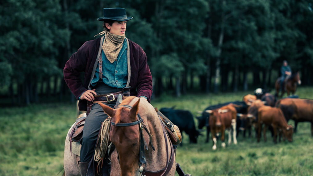 'Billy the Kid' Star Tom Blyth Teases Billy's First Step Down the