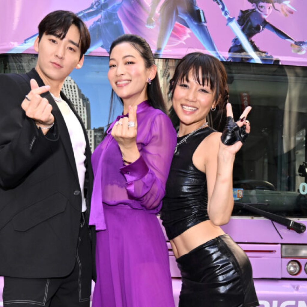 KPop Demon Hunters Stars Carry out From Atop NYC Bus