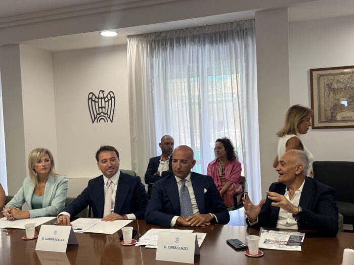 ACCORDO PER LE PICCOLE E MEDIE IMPRESE: 100 MILIONI DI EURO PER CRESCERE –