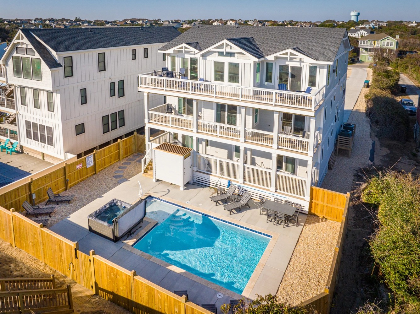 Beau Reve Oceanfront Home in saltaire Duck