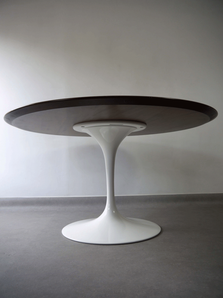 Eero Saarinen Tulip Dining Table two columbia roadtwo columbia road
