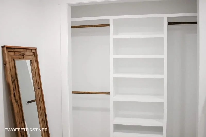 How to build a DIY floating closet organizer
