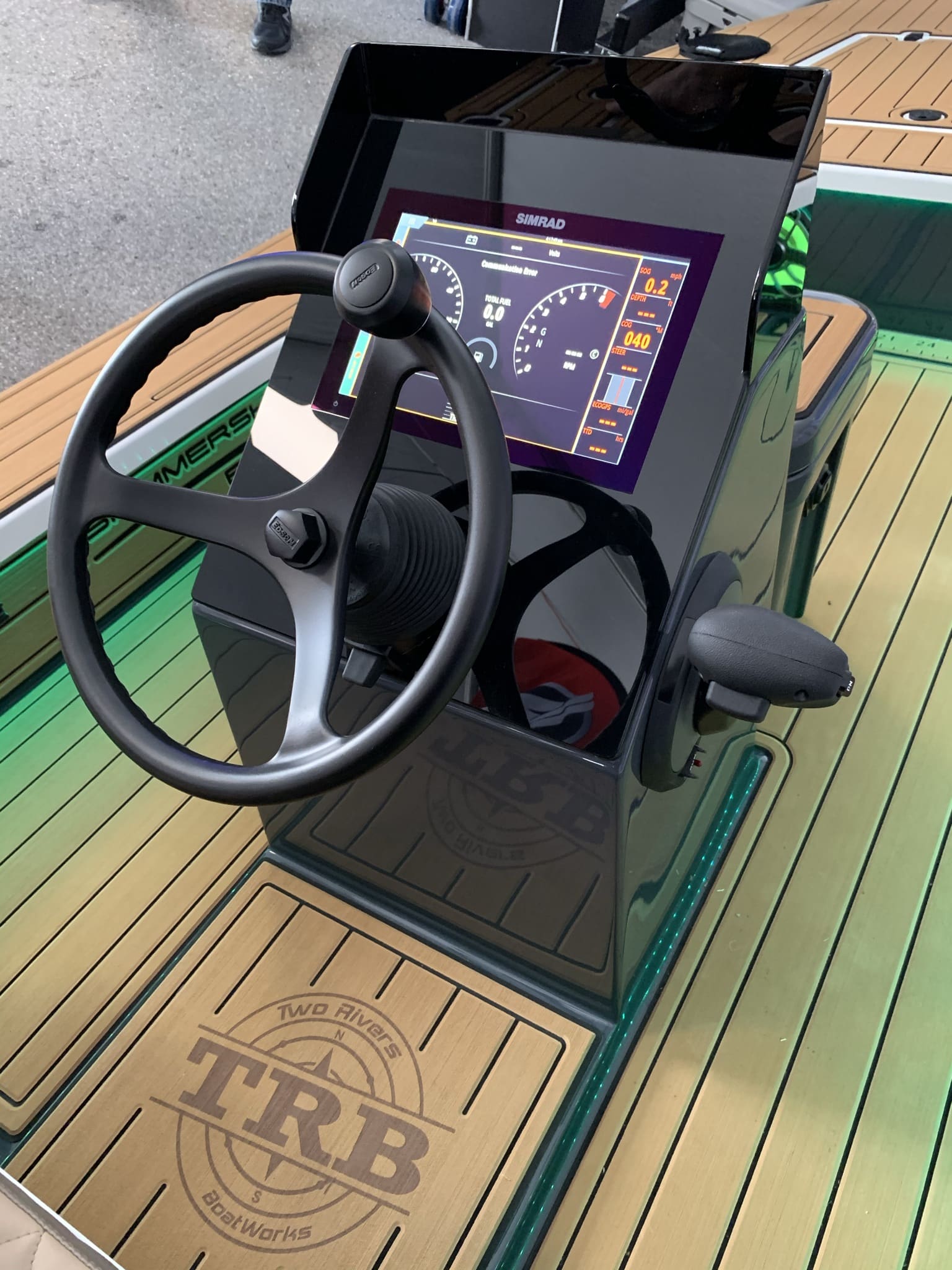 TRB Customs Skimmer Skiff 16 Two Rivers Boatworks