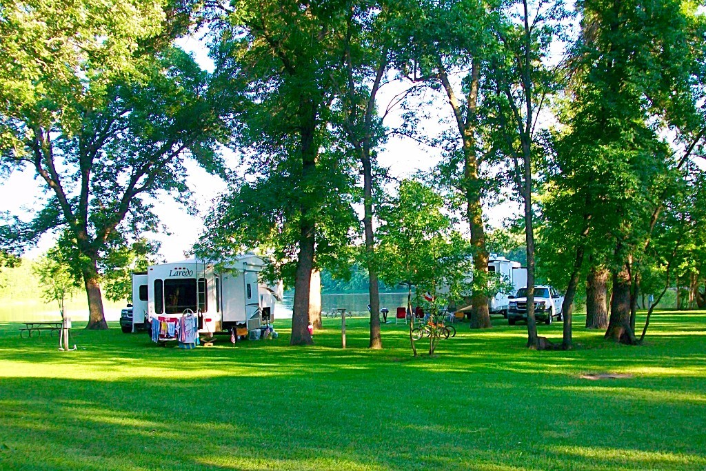 Family RV Campsites at Two Rivers Campground Royalton, MN