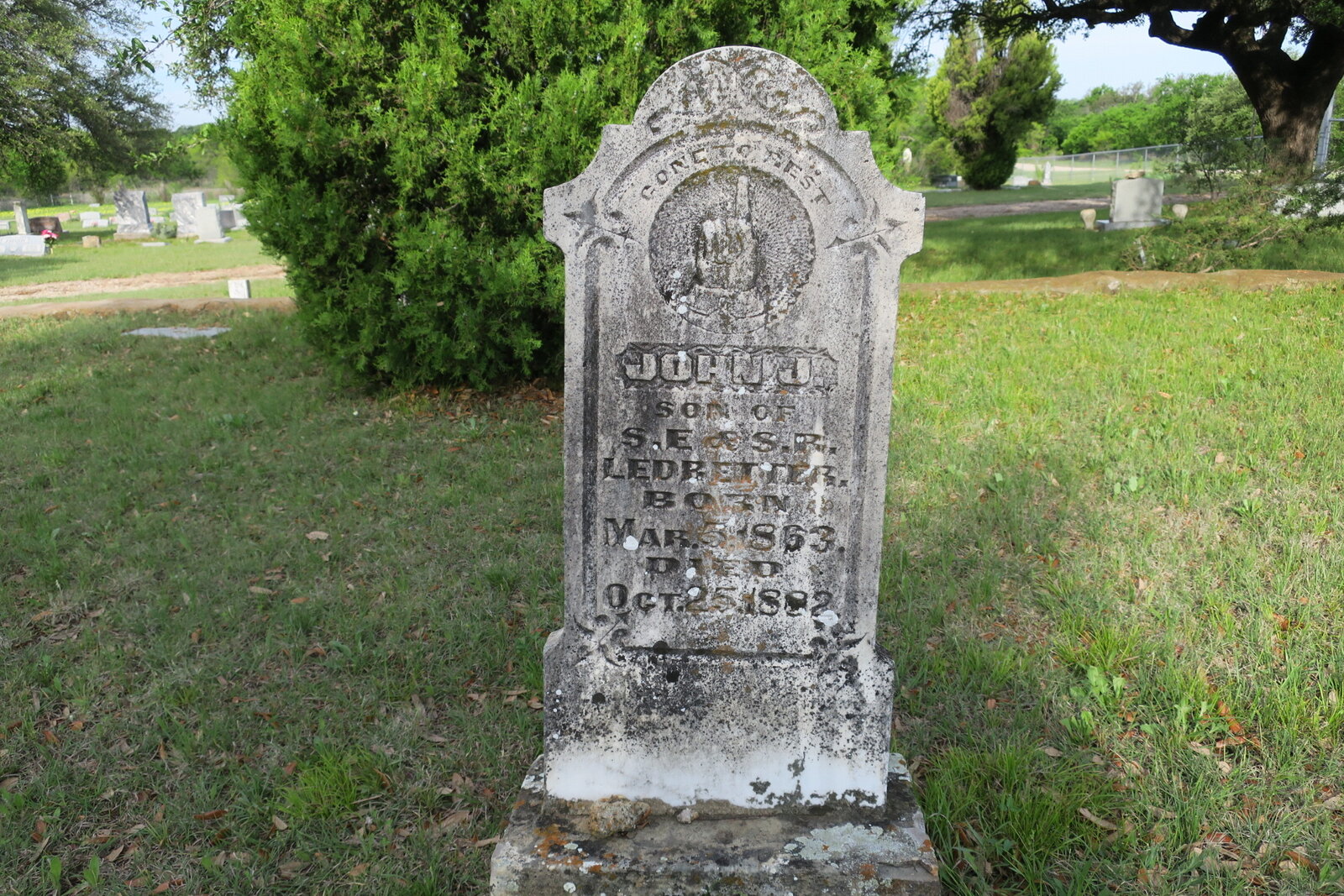 Gunsight Cemetery Two Wheeled Texans