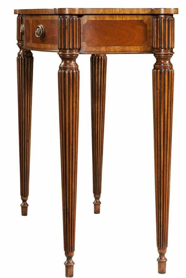 Antique Furniture Leg Styles Identification Guide [With 14 Pictures]