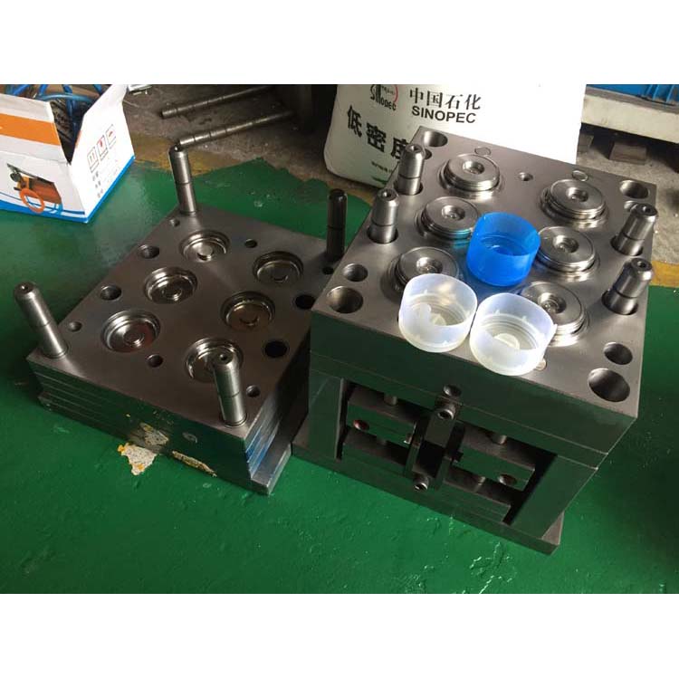 55 mm neck 6 cavity coldrunner cap mold 5 gallon/3 gallon water bottle cap mold