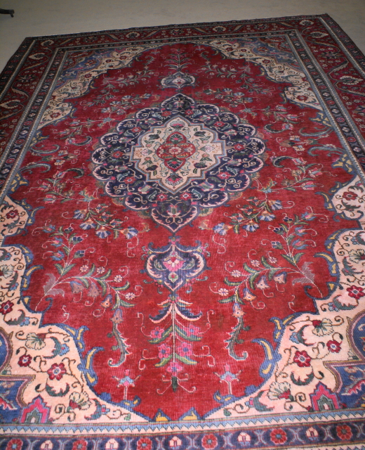 Handmade Persian Tabriz rug