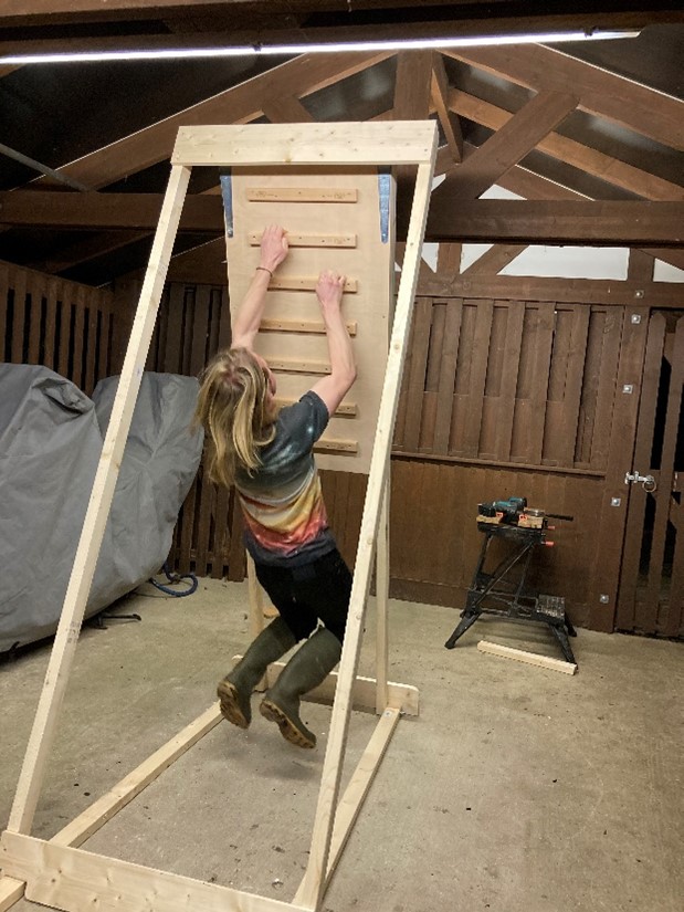 Homemade collapsible campus board build UBES