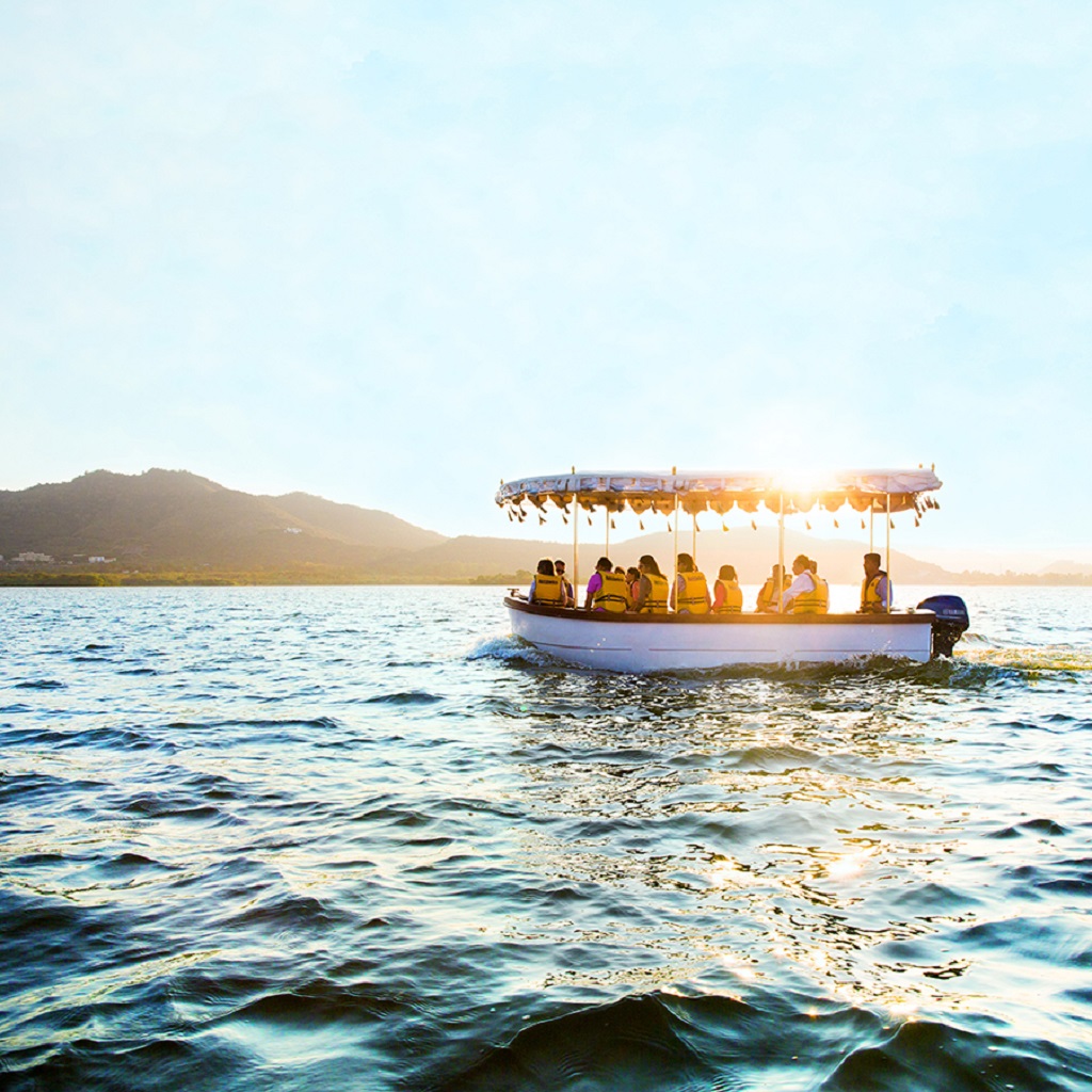 Private Boatride at Lake Pichola I sightseeing