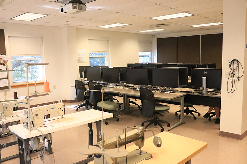 UD Spaces Flex Factory / Fashion & Apparel Studies CAD Lab