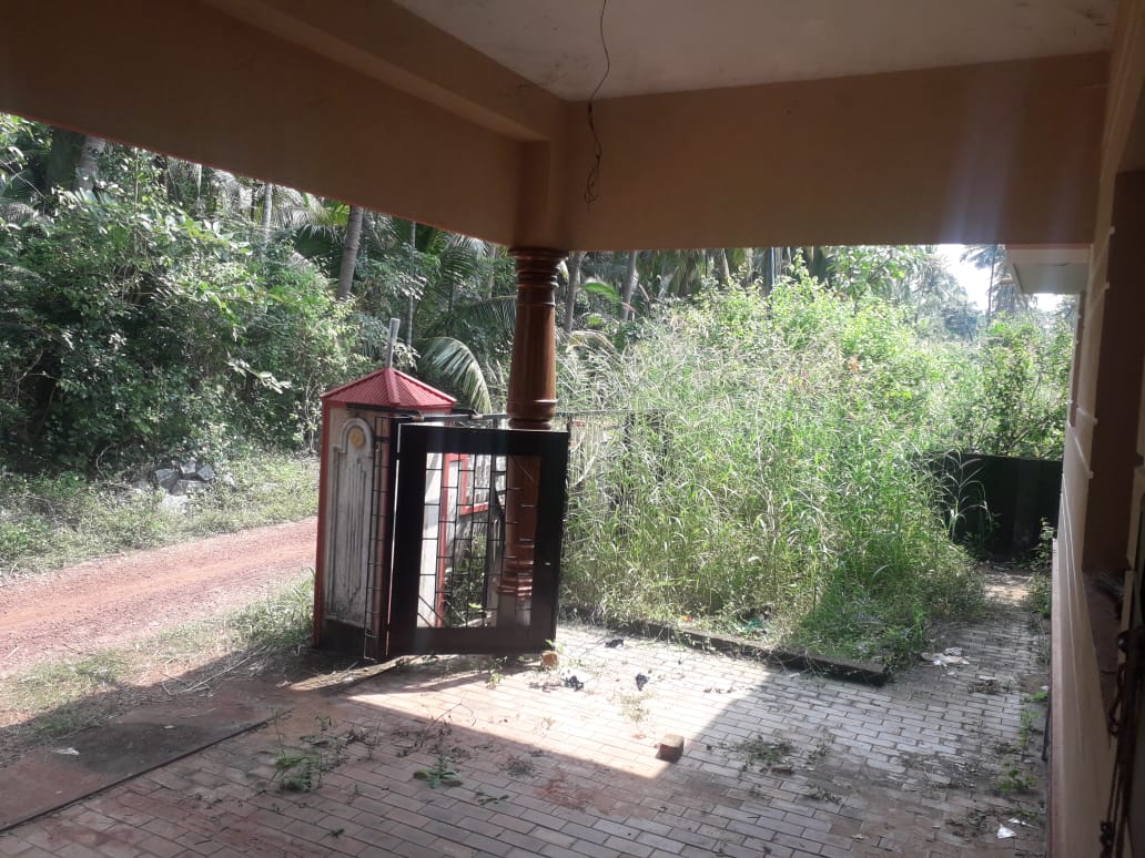 2 BHK House for Sale at Laxmi Nagar Santhekatte Udupi Property