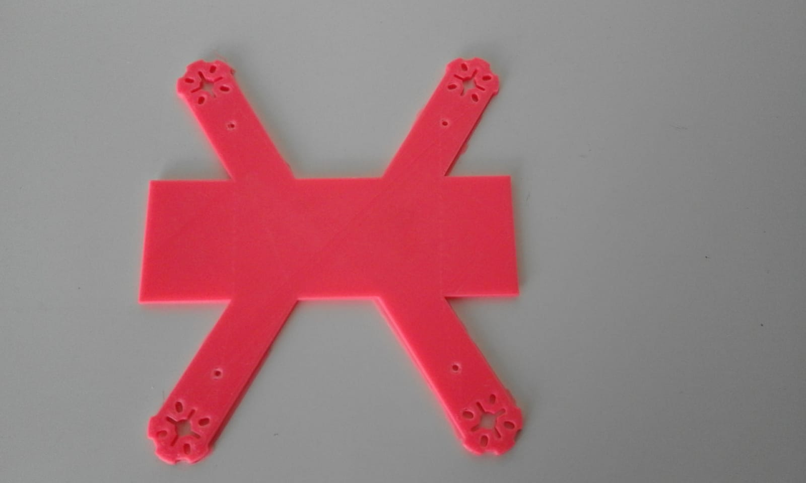 pieza para fabricación de dron para asignatura de regulación automática (20181113918)