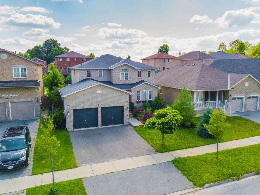 2240 ster Boulevard, Innisfil listing