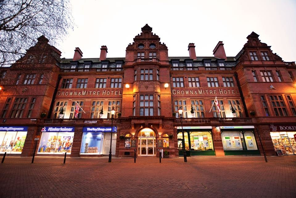 Wedding Venue in Penrith, The Crown Hotel UKbride