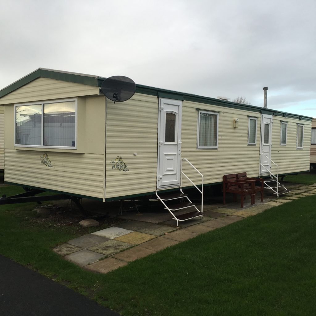 Caravan for hire at 5* Patrington Haven Yorkshire. UK Caravan Rental