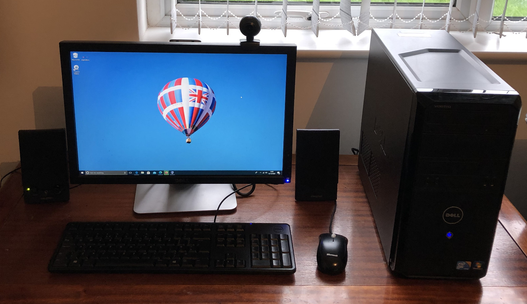 Second hand Desktop PC Dell Vostro 320 All In One Computer, Wifi and