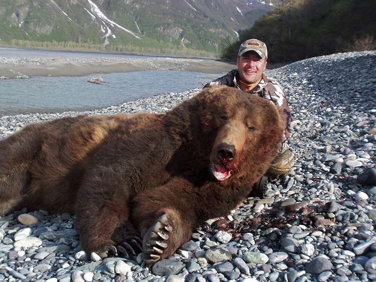 10' Copper R. bear Ultimate Alaskan Adventures
