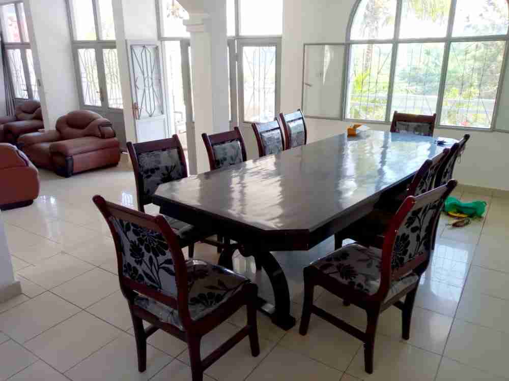 Une maison de luxe à vendre à Kiriri, Bujumbura Umoja Auctions and Ads