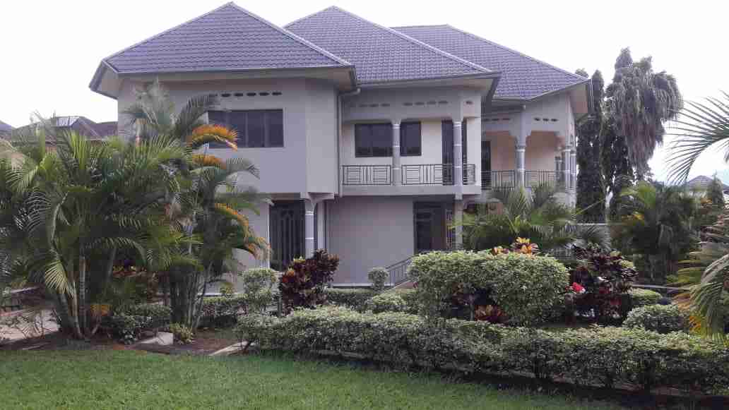 House for Sale/Rent in Bujumbura, Gasekebuye UMOJAAA