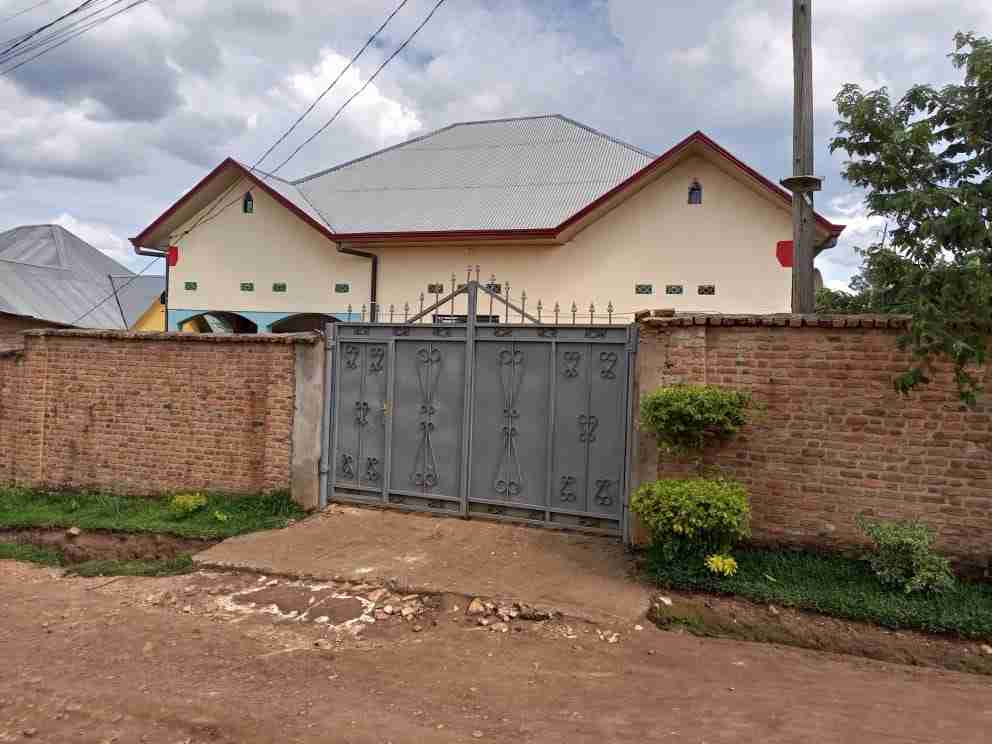 A cheap house for sale in Kirundo, Burundi UMOJAAA