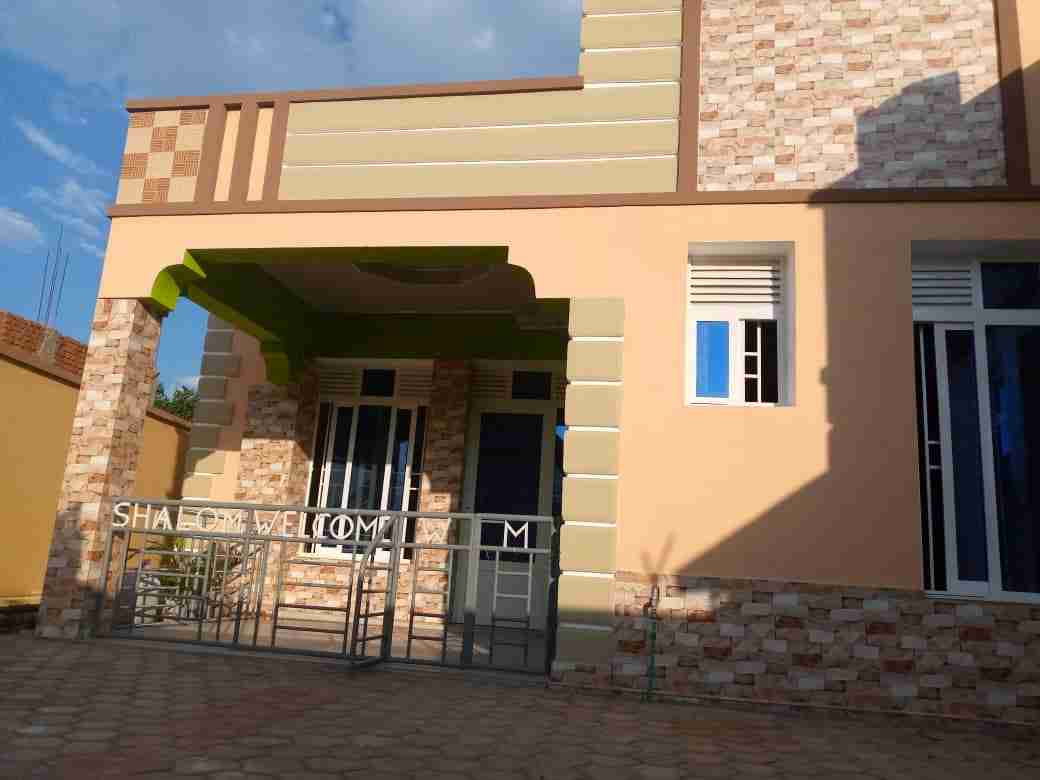A 3 bedrooms house for sale in Ruziba, Bujumbura UMOJAAA