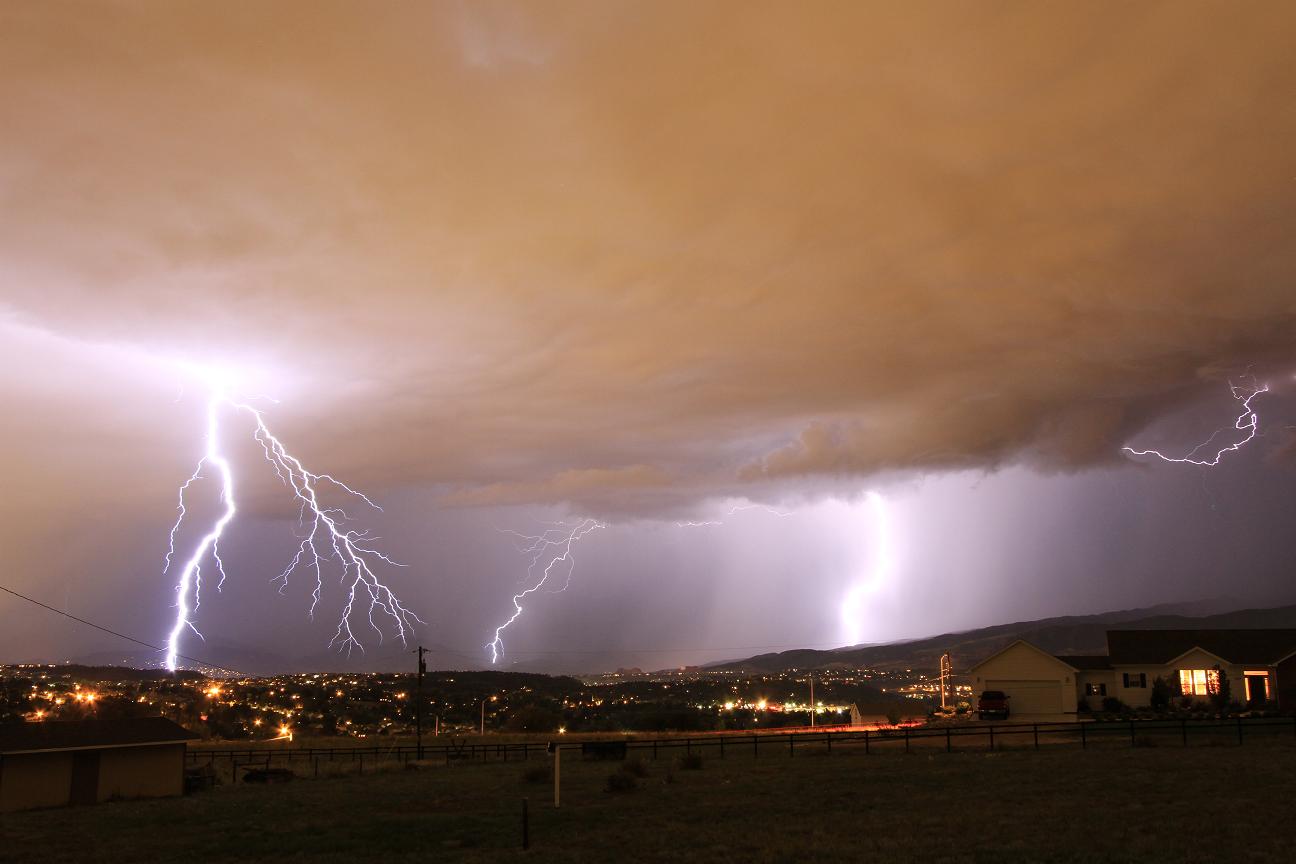 Colorado Springs lightning — Digital Grin Photography Forum