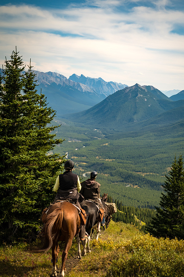 Cascade Valley Pack Trip, Canada Horse Riding Holidays