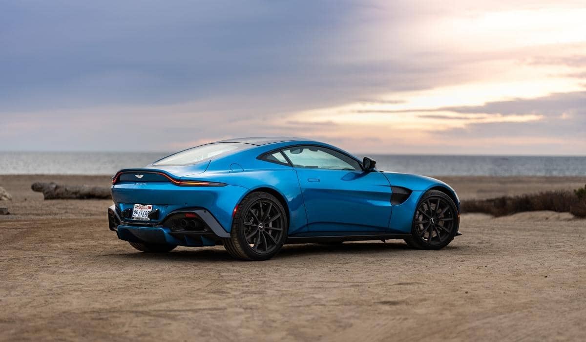 221 Blue Car Names That Are Cool, Best, Catchy & Unique